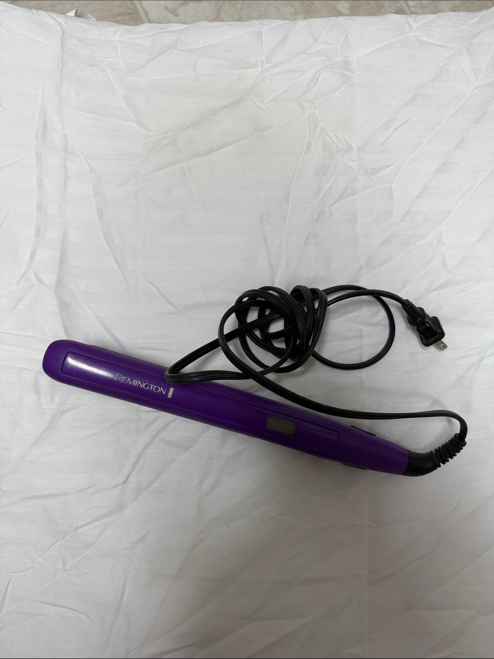 Remington Purple Hair Straightener Flat Iron — Works Great